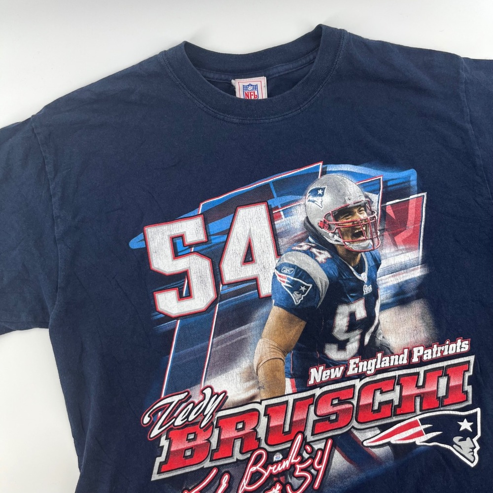 NFL New England Patriots Tedy Bruschi 54 Navy Blue Graphic Tee Shirt Medium
